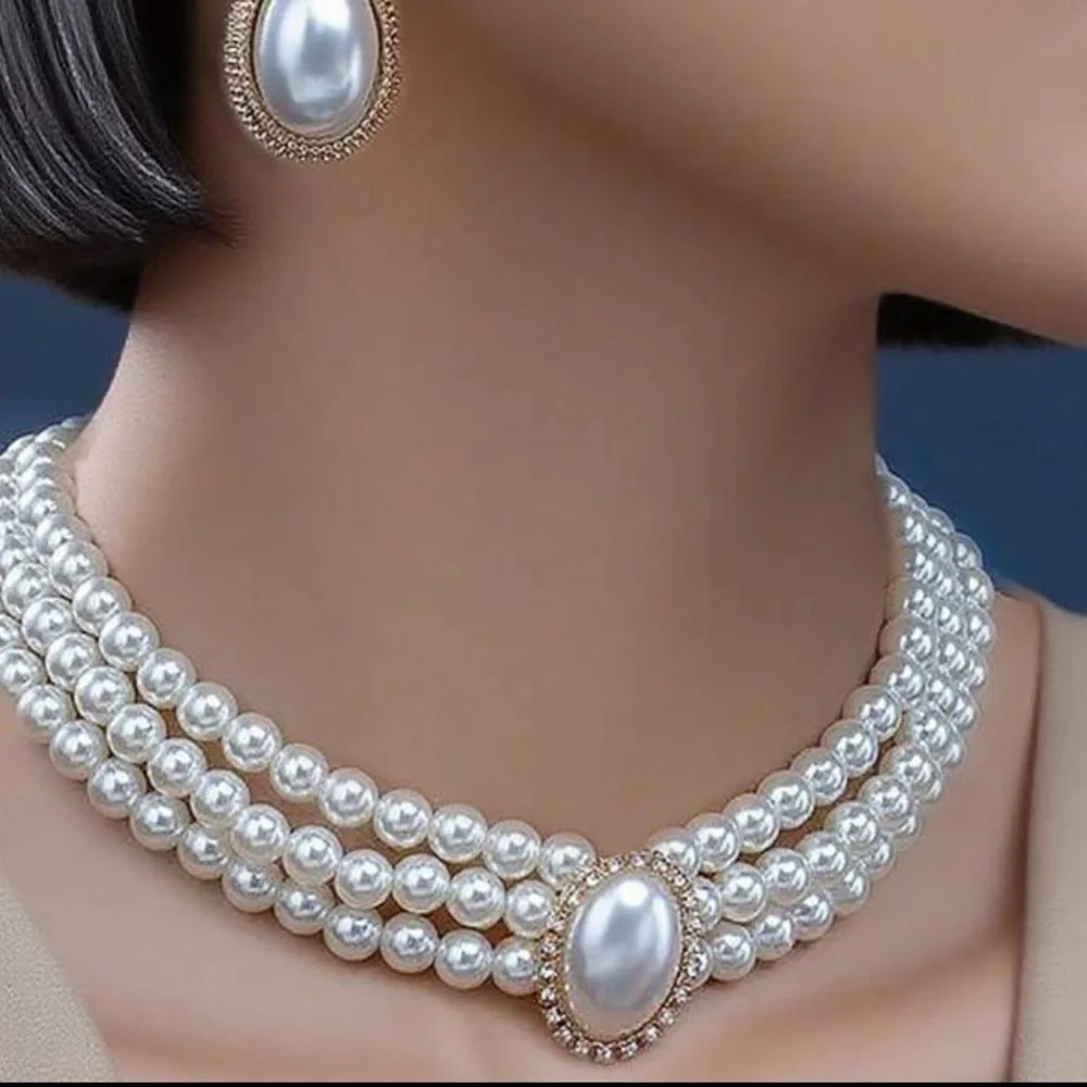 Victorian Gold Cameo Clasp Pearl Choker - Picture 7 of 7